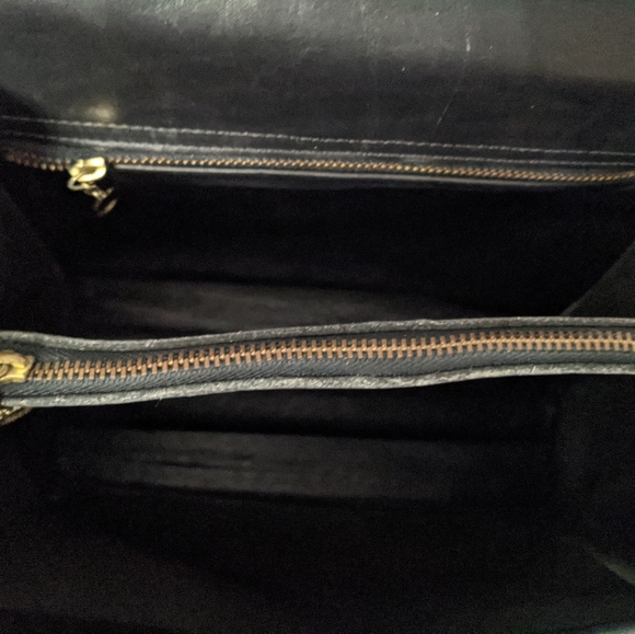 [SOLD] Vintage Coach Manor - Picture 8 of 10